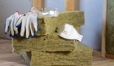 Care este diferenta dintre fibra de sticla si vata minerala