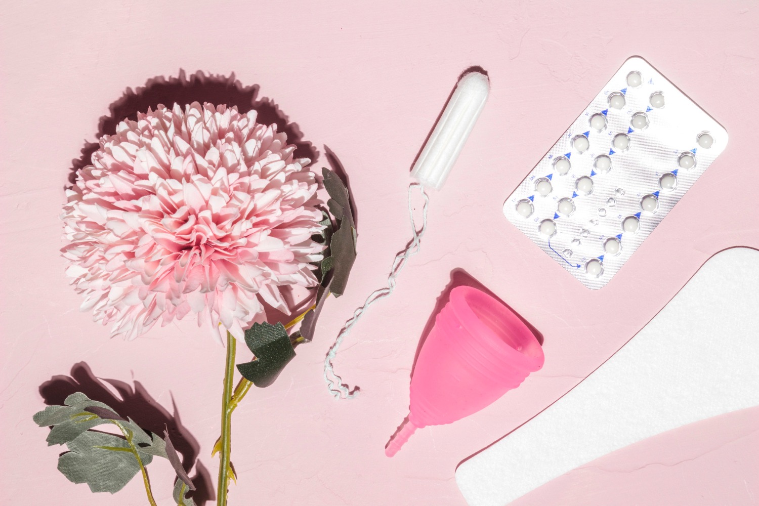 Avantajele absorbantelor reutilizabile pentru menstruație: O opțiune sustenabilă și sănătoasă