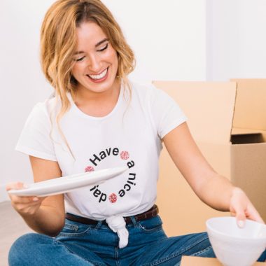 Cum pot face un tricou personalizat să fie un cadou inspirat?